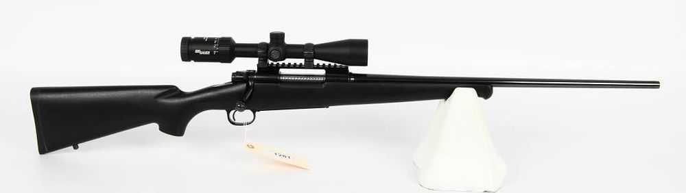 Lot 1281: Winchester Model 70 XTR Featherweight .25-06 Rem