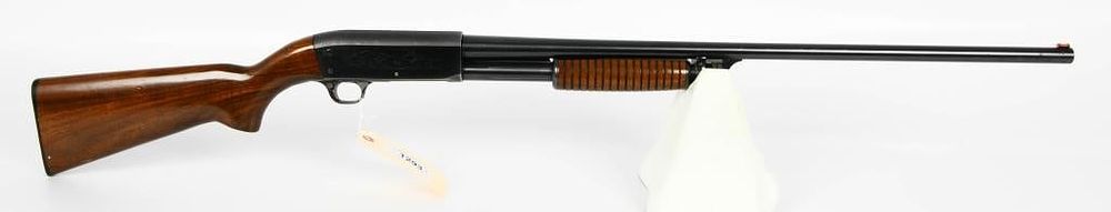 Lot 1293: Ithaca Model 37 Featherlight Shotgun 16 Gauge
