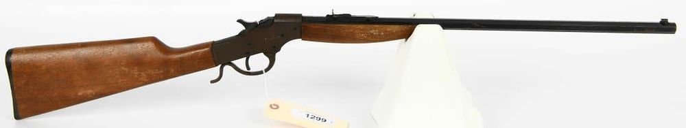Lot 1299: Savage Arms Model 72 Single Shot Rifle .22 LR