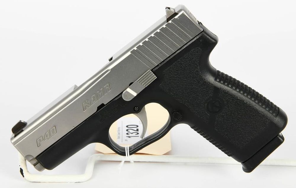 Lot 1320: Kahr Arms P40 Semi Auto Carry Pistol .40 S&W