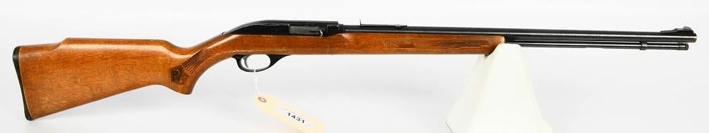 Lot 1431: Marlin Glenfield Model 60 Semi Auto Rifle .22 LR