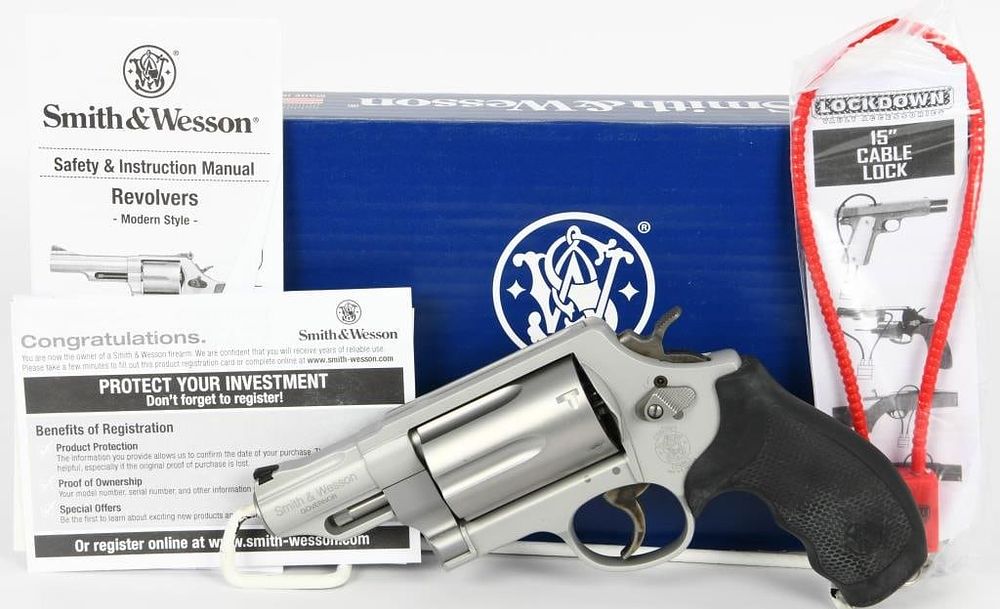 Lot 1452: Smith & Wesson Governor Revolver .45 LC/.410/.45