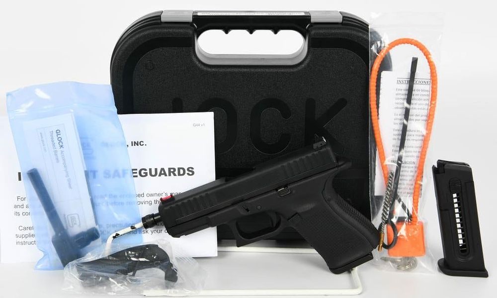 Lot 1458: Glock 44 Semi Auto Pistol .22 LR