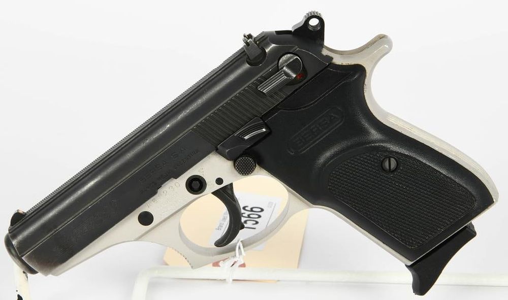 Lot 1566: Bersa Thunder 380 Semi Auto Pistol .380 ACP