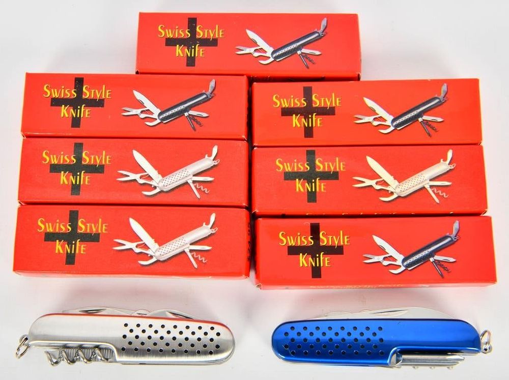Lot 1589: Lot of 7 New Frost Cutlery Swiss Style Knives