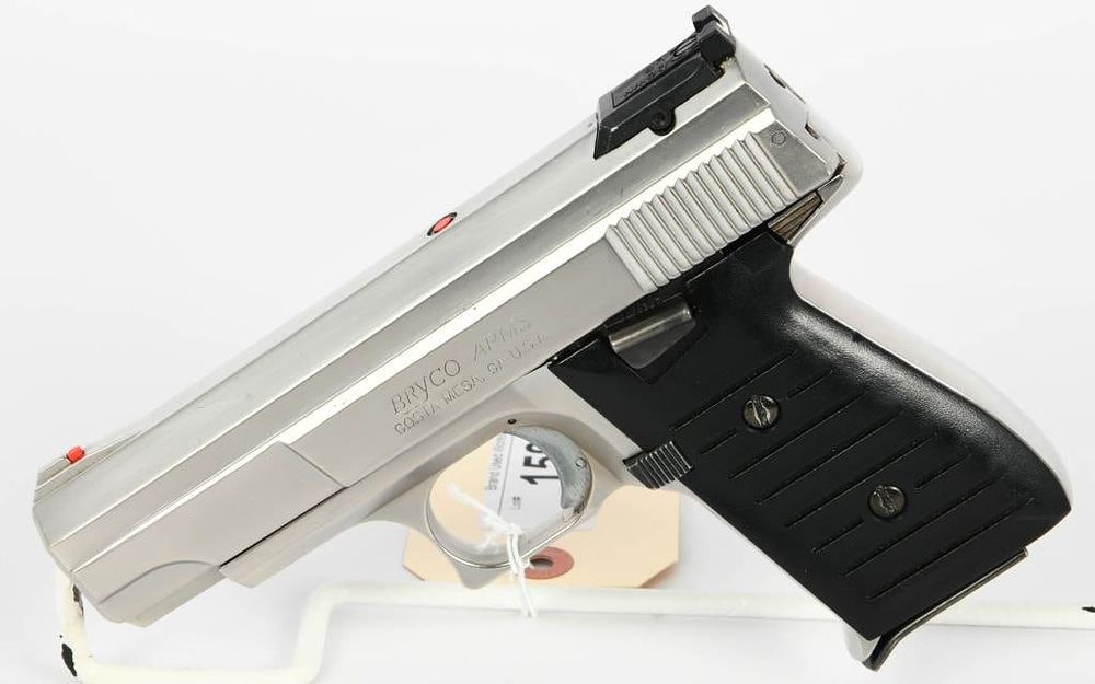 Lot 1596: Bryco Arms Jennings Nine Semi Auto Pistol 9MM
