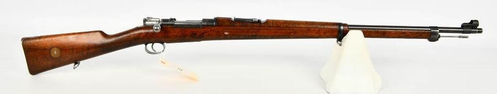 Lot 57: 1909 M96 Carl Gustafs Stads Swedish Rifle