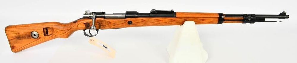 Lot 165: Scarce 1940 "27" Code Model K98 Mauser