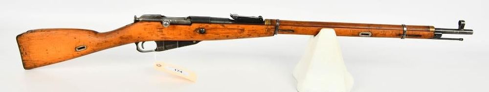 Lot 174: Mosin Nagant M91/30 Bolt Action Rifle 1943