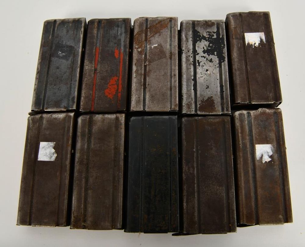 Lot 199: Lot of Ten 15 Round M1 Carbine Magazines .30