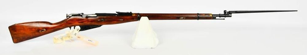 Lot 441: Mosin Nagant M91/30 Ex-Dragoon Bolt Action Rifle