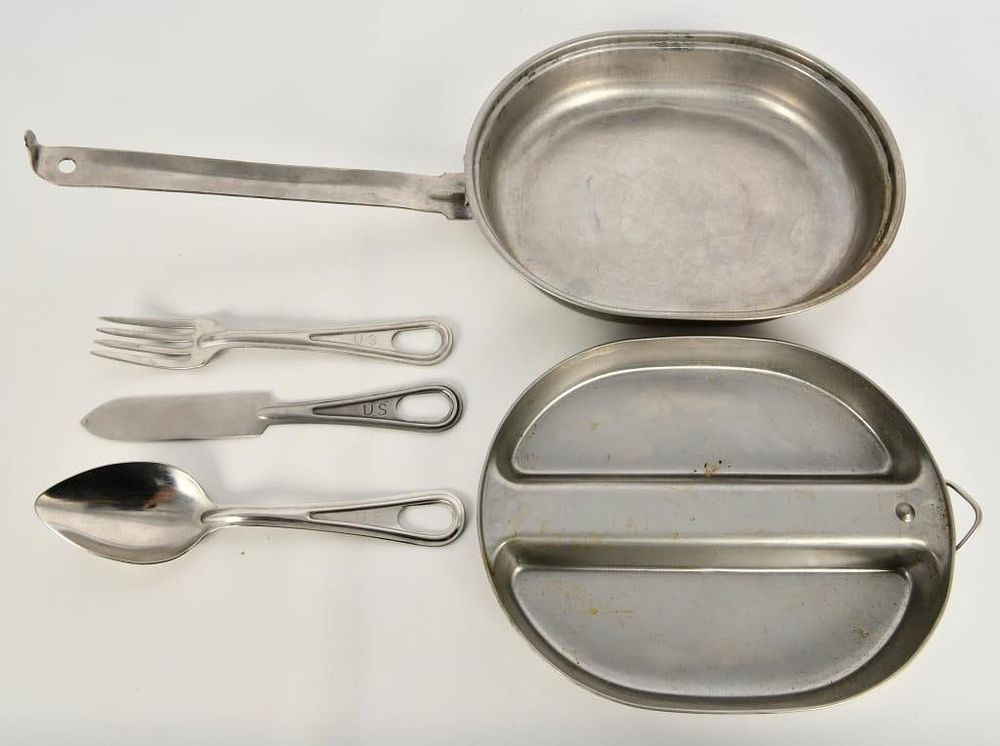 Lot 475: US Military Mess Kit Complete w/ Fork, Knife &
