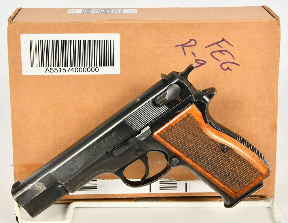 Lot 546: Hungarian R-9 High Power Pistol 9MM