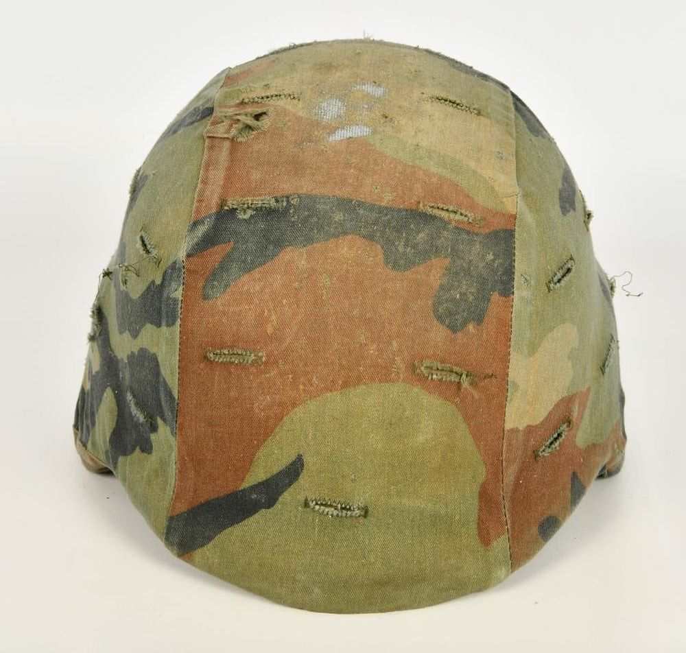 Lot 1052: U.S. PASGT Ground Troops'-parachutists' Helmet