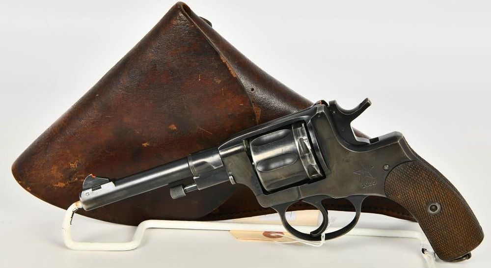 Lot 1056: Russian Tula Nagant M1895 Revolver 7.62x38R