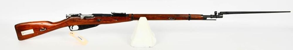 Lot 1089: Izhevsk Imperial Mosin Nagant M91/30 Bolt Action