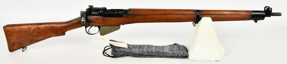 Lot 1095: BSA Lee Enfield No4 MK1 (F) FTR Service Rifle