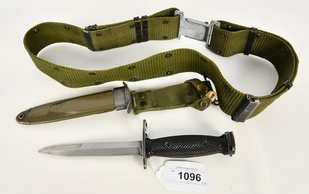 Lot 1096: USGI Military M7 Bayonet & M8A1 Sheath & Belt
