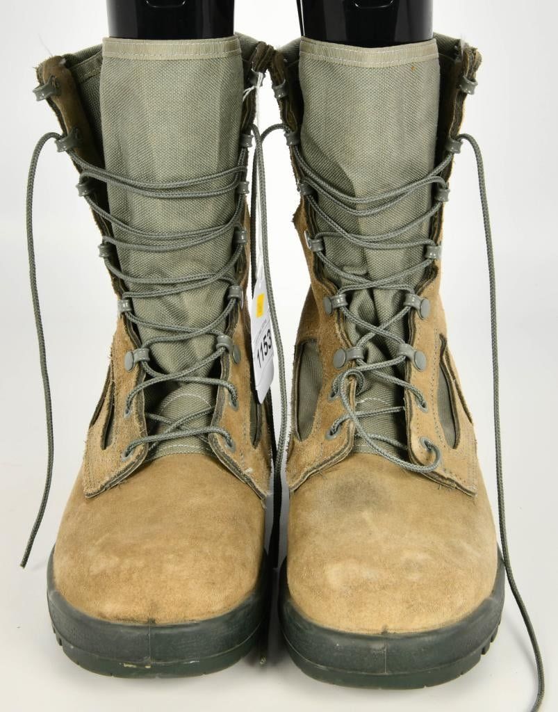 Lot 1153: USGI Military Belleville 600 Combat Boots size 9R