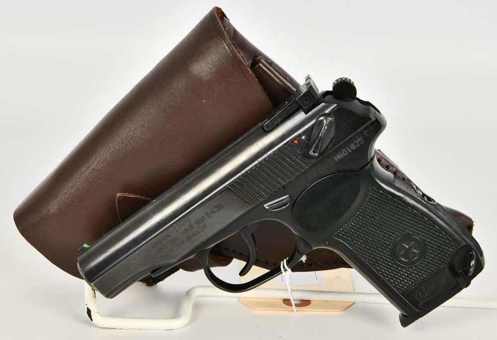 Lot 1164: Russian Imez Model IJ70 Makarov 9MM Mak