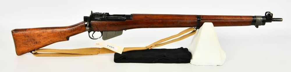Lot 1185: BNP Lee Enfield No4 MK1 Service Rifle