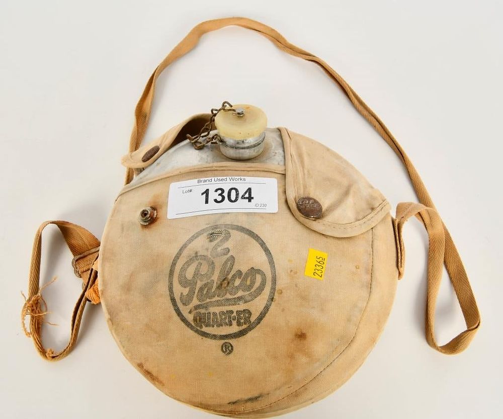 Lot 1304: Vintage 1950s Palco Pressed Aluminum Canteen