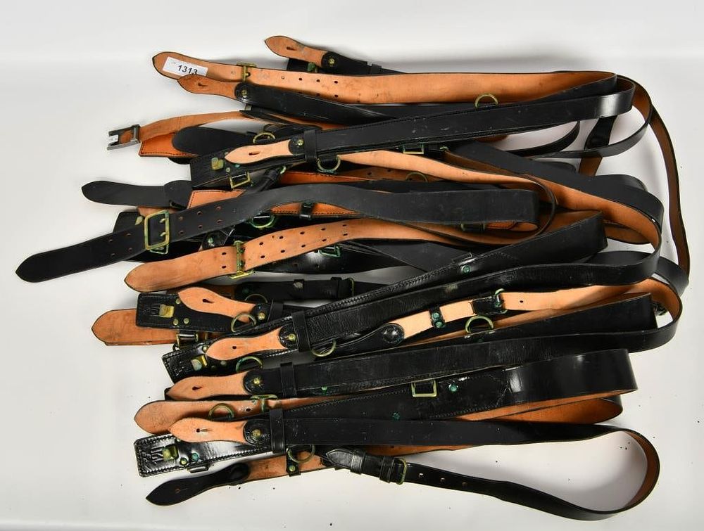 Lot 1313: Lot of 20 Swedish Army Sam Brown Belt Leather