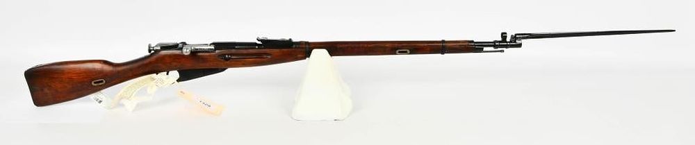 Lot 1329: Mosin Nagant M91/30 Ex-Dragoon Bolt Action Rifle