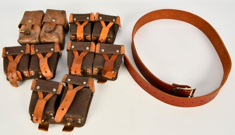 Lot 1562: 4 Mosin Nagant Ammo Pouches & 1 SKS Pouch