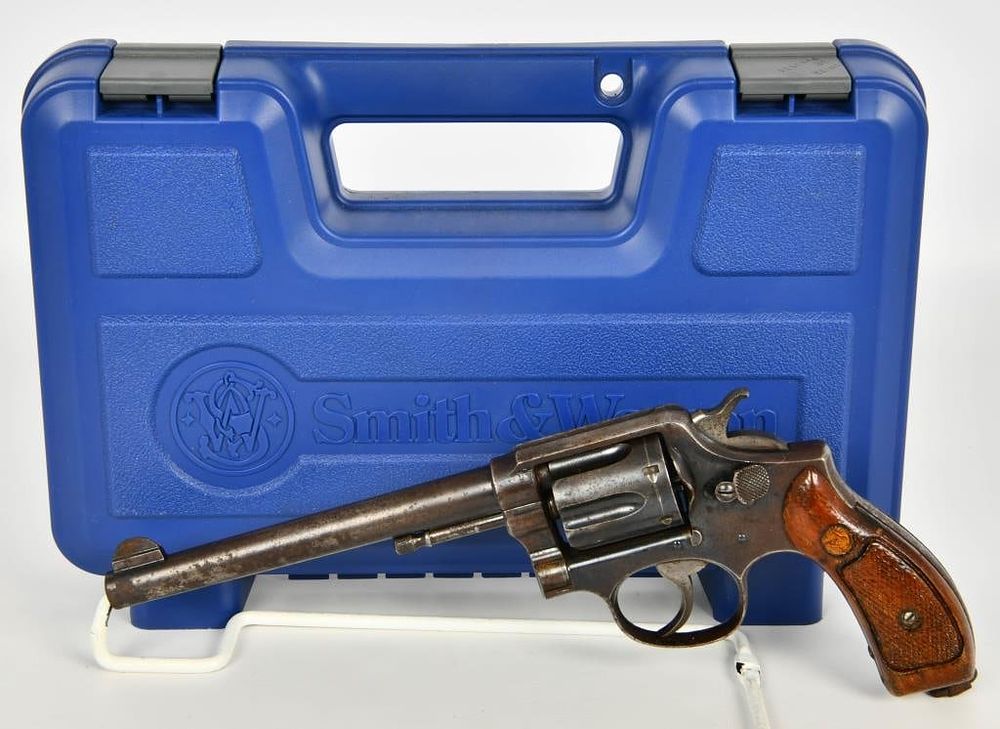 Lot 1584: Smith & Wesson Pre-1950 Revolver .38 Special