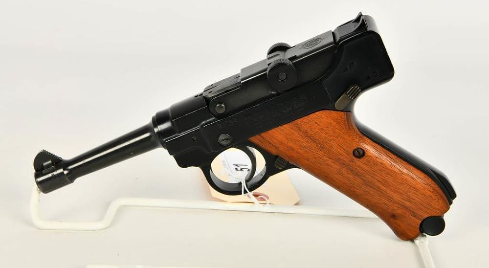 Lot 51: Stoeger Luger Semi Auto Pistol .22 LR