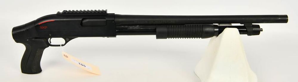 Lot 105: Winchester Super-X Pump SXP Shotgun 12 Gauge