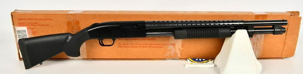 Lot 209: Mossberg 590 Persuader Pump Shotgun 12 Gauge