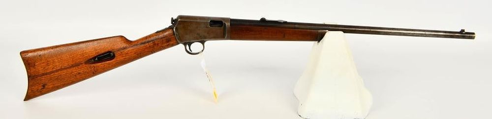 Lot 343: Winchester Model 1903 Rifle Semi Auto .22 Auto