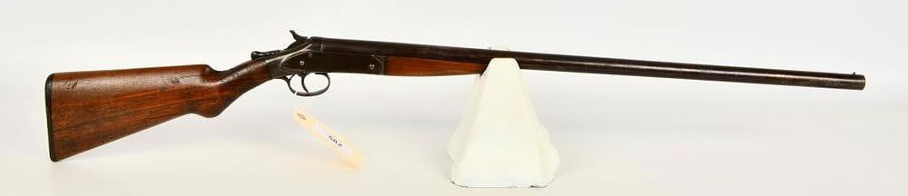 Lot 582: Hopkins & Allen Single Shot Shotgun 12 Gauge