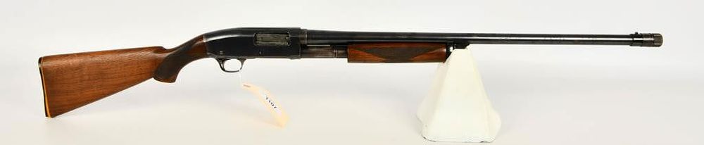 Lot 1107: Remington Model 31 Pump Action Shotgun 12 Gauge