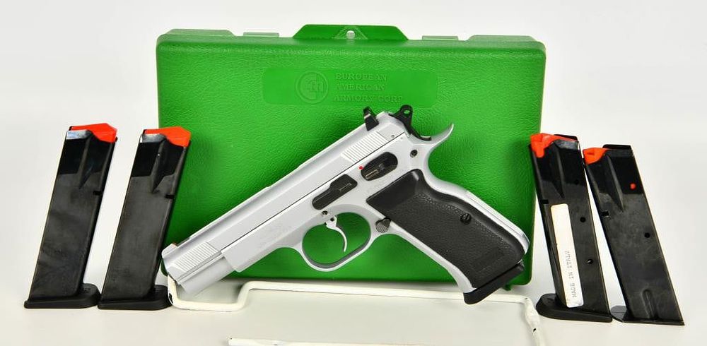 Lot 1140: EAA Model EA 40 Witness .40 S&W Semi Auto Pistol