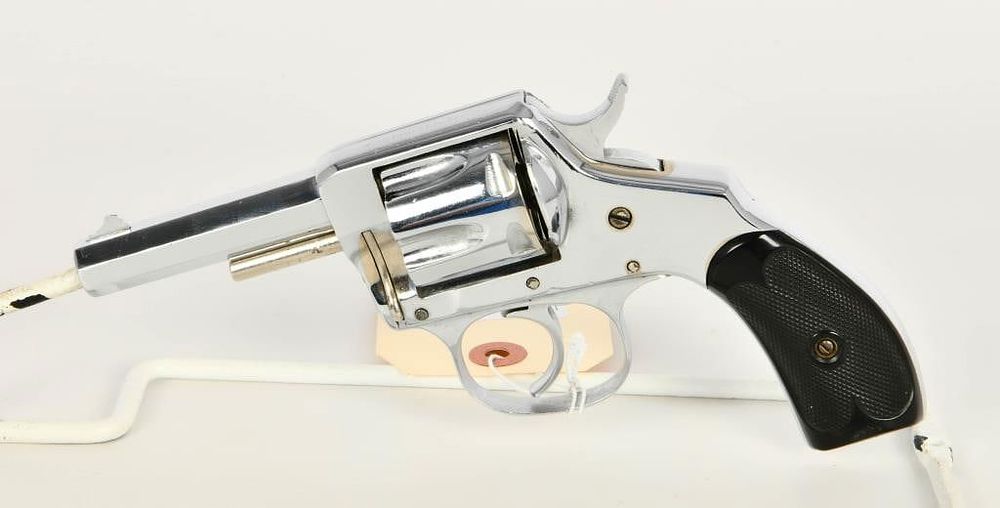 Lot 1320: Hopkins & Allen XL Double Action Revolver .32 CF