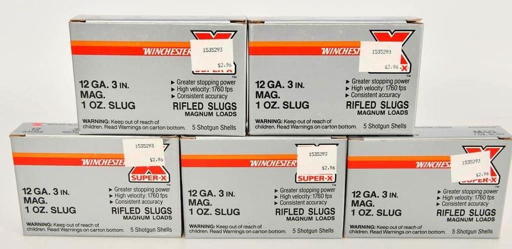 Lot 1390: 25 Winchester Rifled Slugs 12 Gauge Magnum 3"