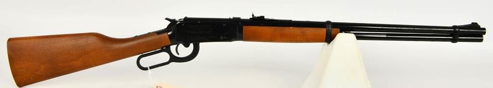 Lot 1466: Daisy Outdoor Winchester 1894 B.B. Rifle .177 cal