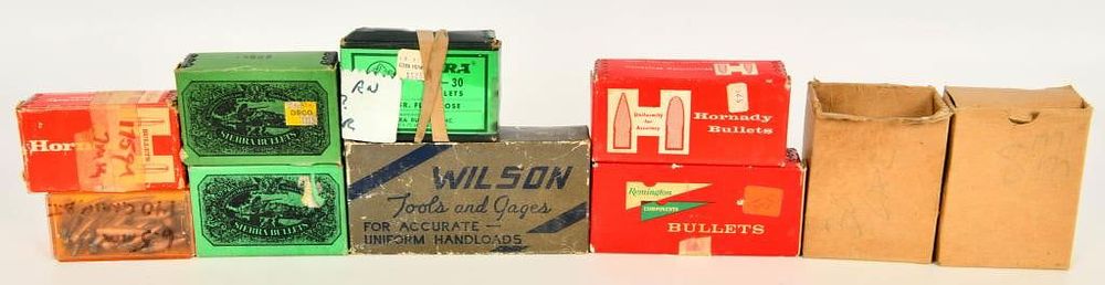 Lot 1583: Huge Lot of Various Caliber Reloading Bullet Tips