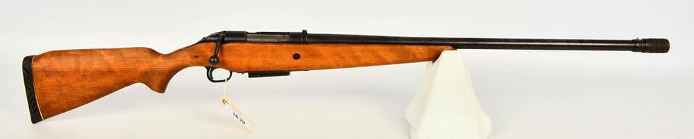 Lot 1639: Mossberg Model 395KB 12 Ga Bolt Action Shotgun