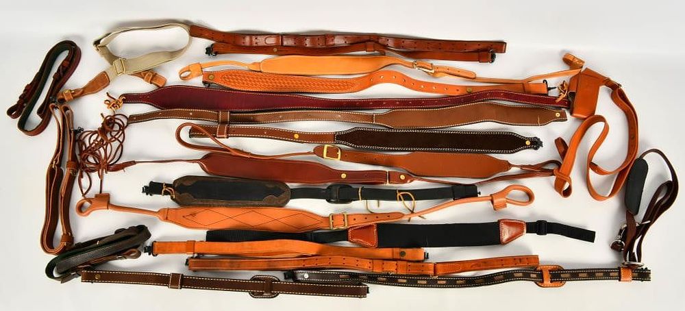 Lot 1647: Approx 23 various Slings Leather & Canvas