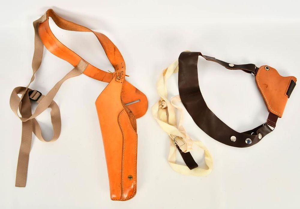 Lot 1677: S&W Shoulder Holster & Hunter Shoulder Holster