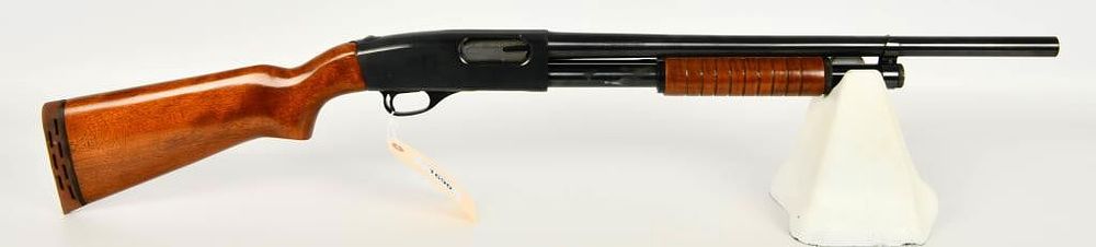 Lot 1690: Noble Model 60J Pump Action Shotgun 12 Gauge