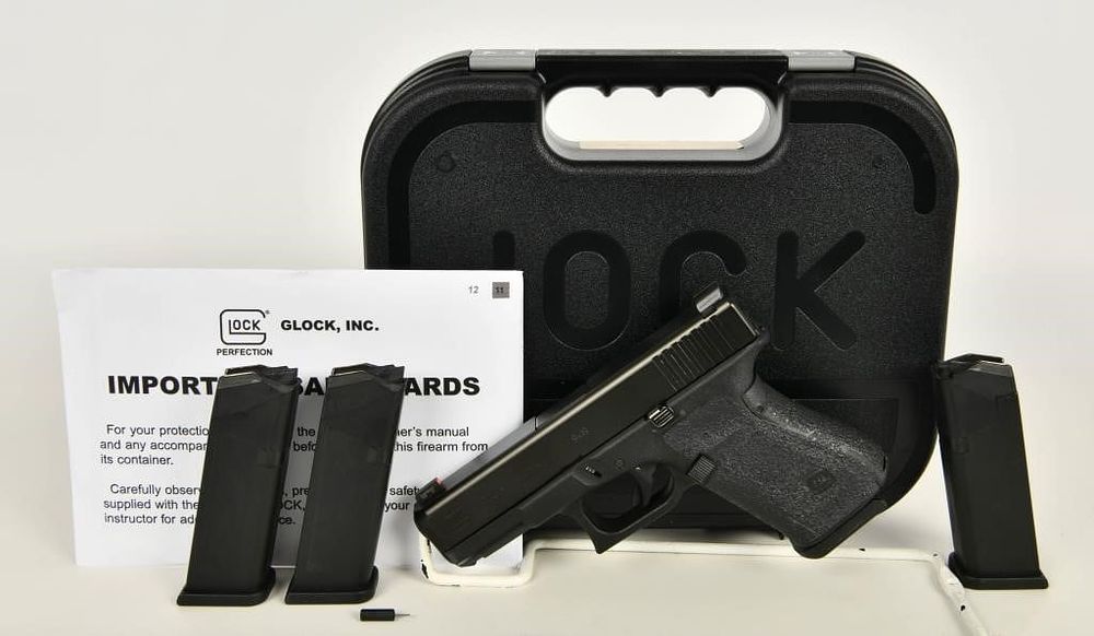 Lot 63: GLOCK G19 Gen 5 9mm Semi Auto Pistol