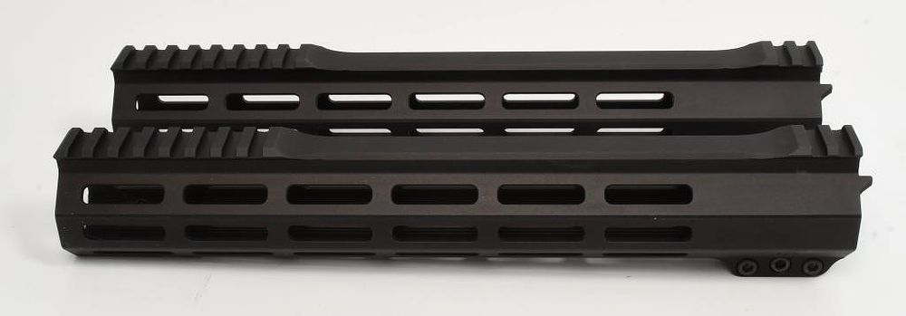 Lot 194: 2 New 12" AR M-Lok Metal Handguards