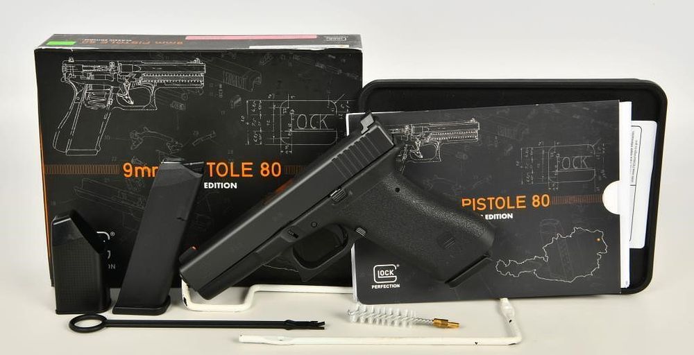 Lot 225: NEW Glock Pistole 80 P80 Gen 1 Limited Production