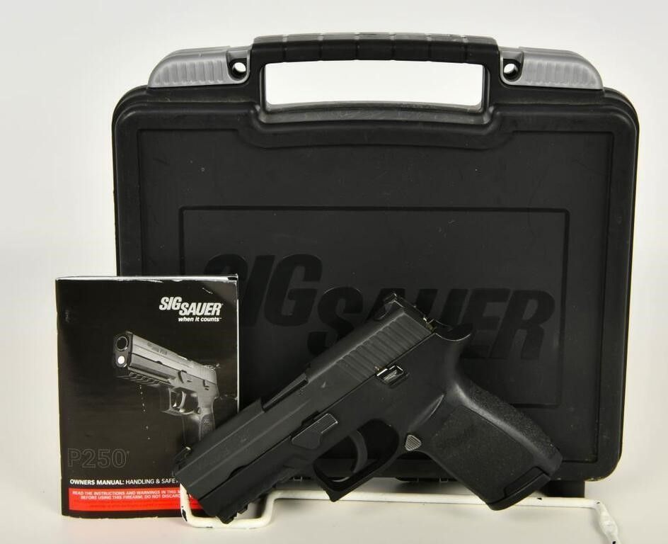 Lot 471: SIG Sauer P250 Compact Semi Auto Pistol 9MM