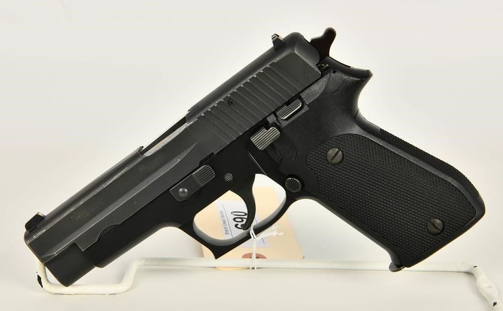 Lot 690: Sig Sauer P220 Semi Auto PIstol .45 ACP